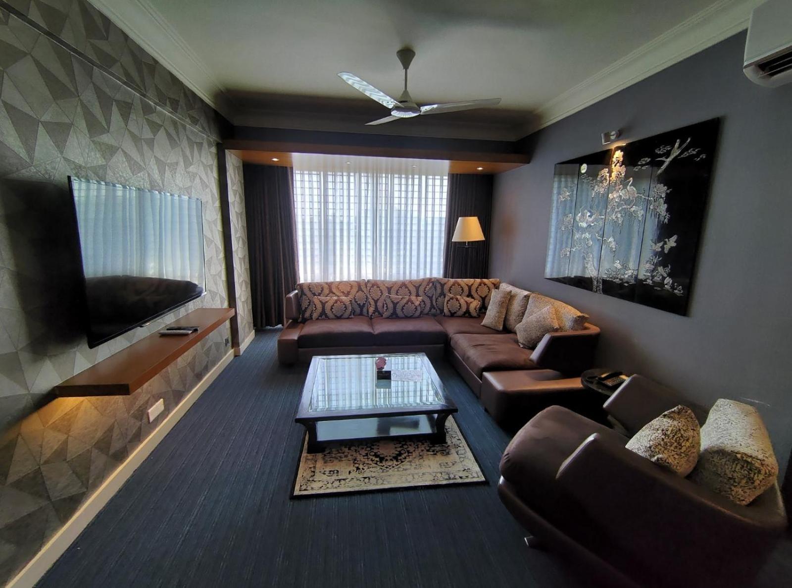 Royal Cox'S Bazar Hotel Ngoại thất bức ảnh